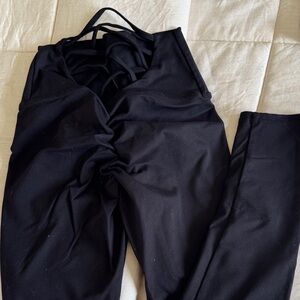 Black scrunch butt backless Strappy Leggings